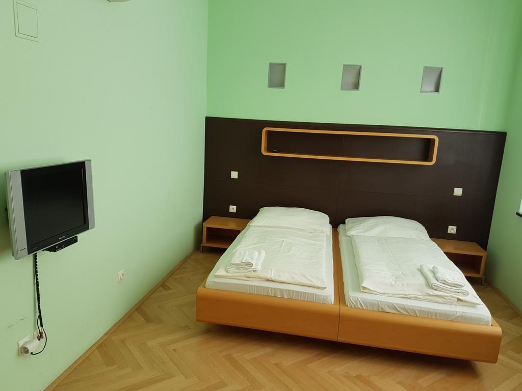 Penzion Branabeskyd Frydlant nad Ostravici Exterior photo